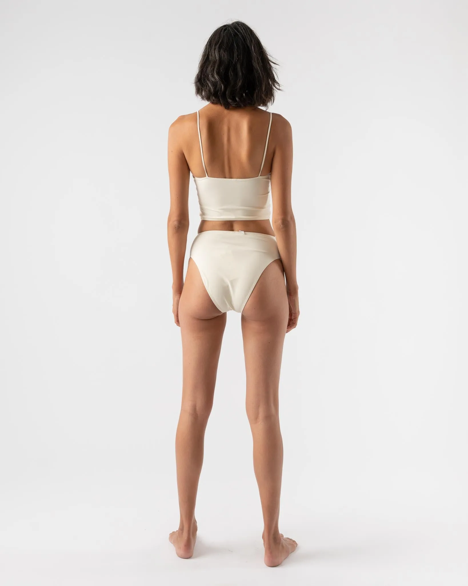 Lido Trentasette Suit in Ivory
