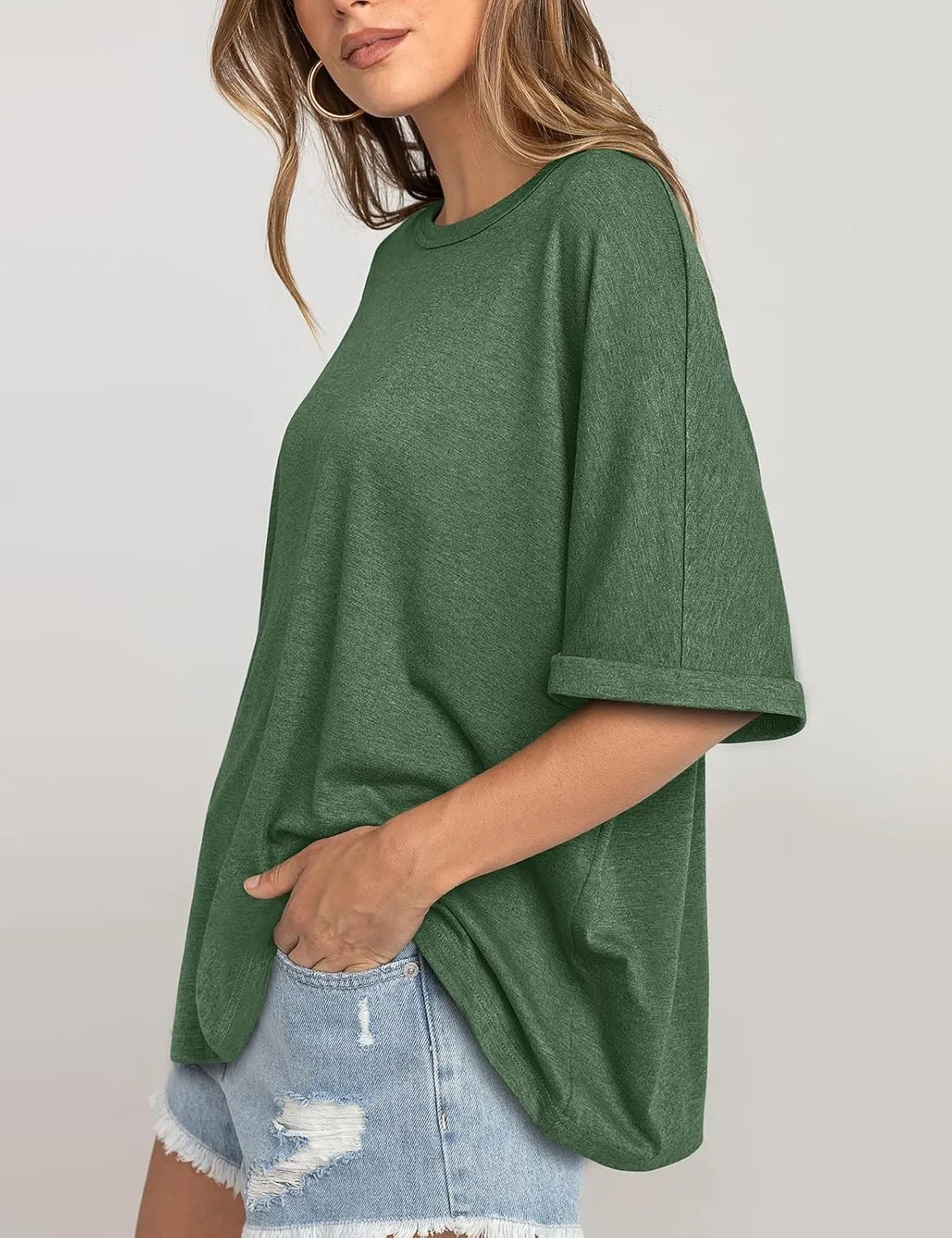 UEU Women Oversized T-Shirt Summer Casual Loose Fit Short Sleeve Basic Tops Workout Gym Tee Shirt
