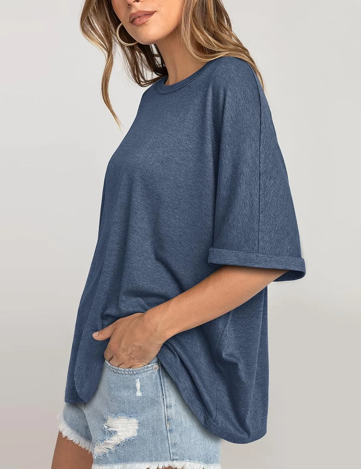 UEU Women Oversized T-Shirt Summer Casual Loose Fit Short Sleeve Basic Tops Workout Gym Tee Shirt